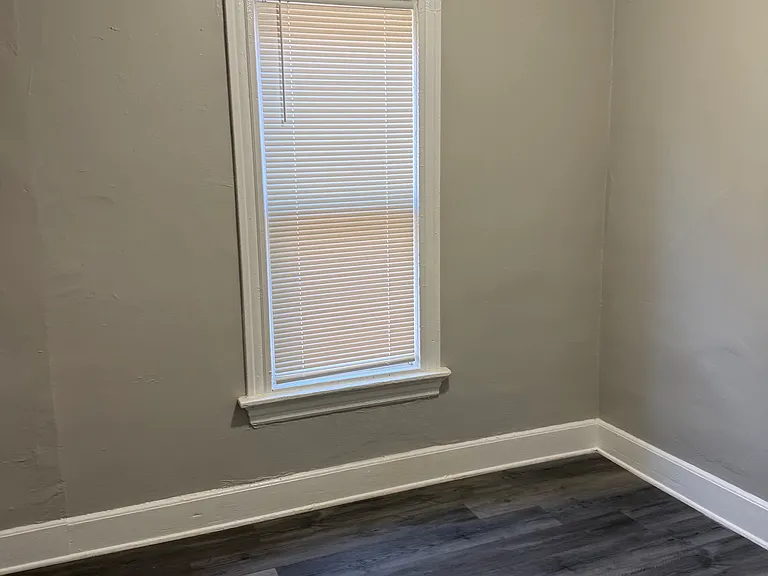 Main photo for 2333 W Burnham St #1