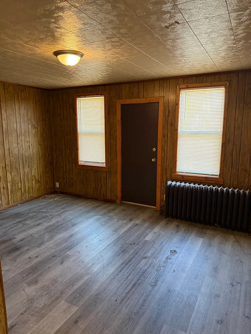 Photo 3 for 2347 S 26th St #2