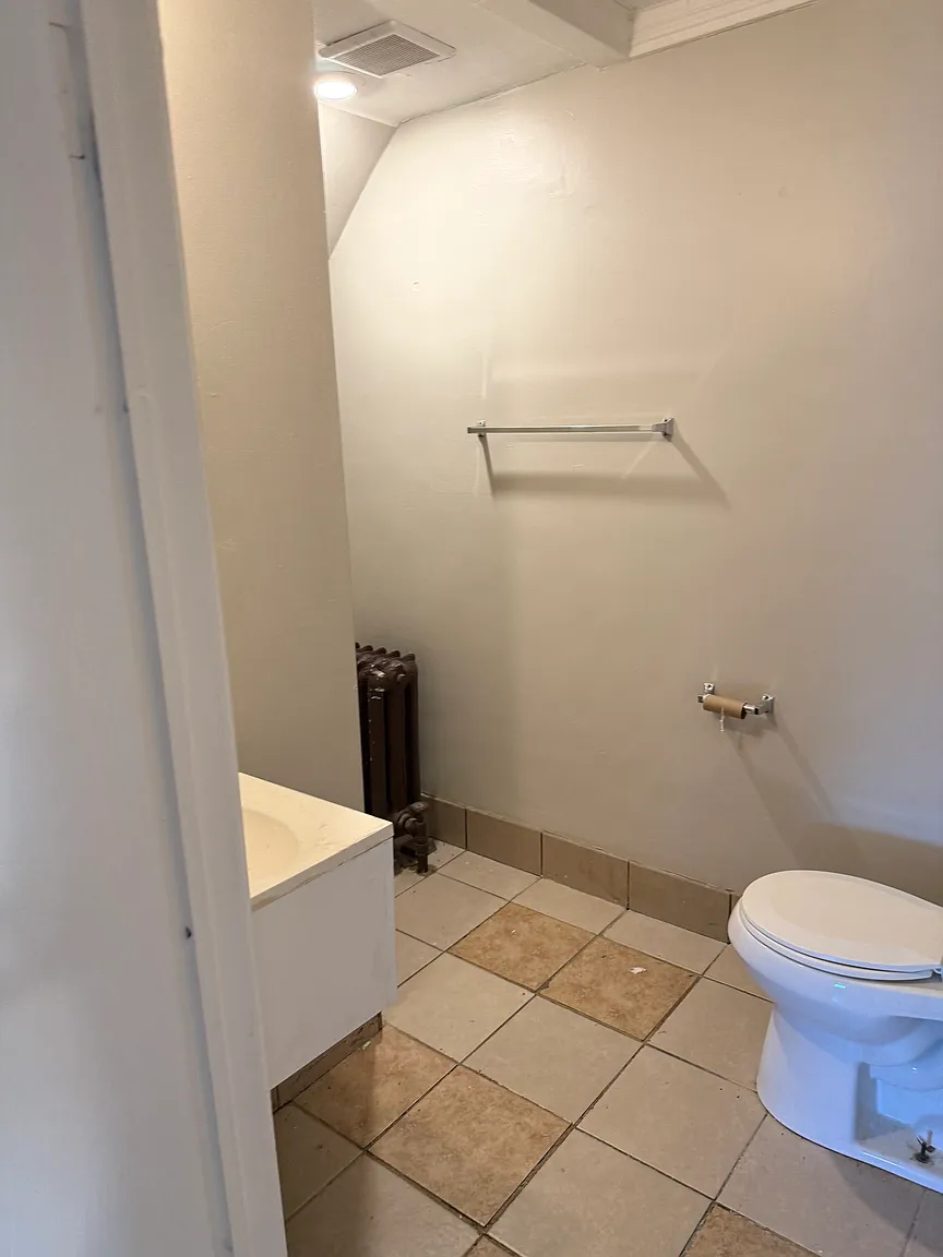 Photo 5 for 2347 S 26th St #2