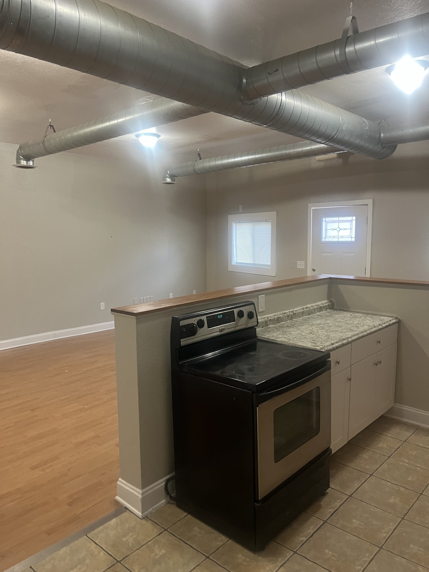 1021 W Grant St #1A (Office Space)